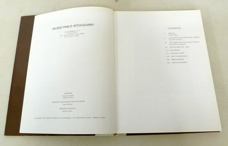Atchugarry,LE INFINITE EVOLUZIONI DEL MARMO,2001[catalogo mostra arte,scultura