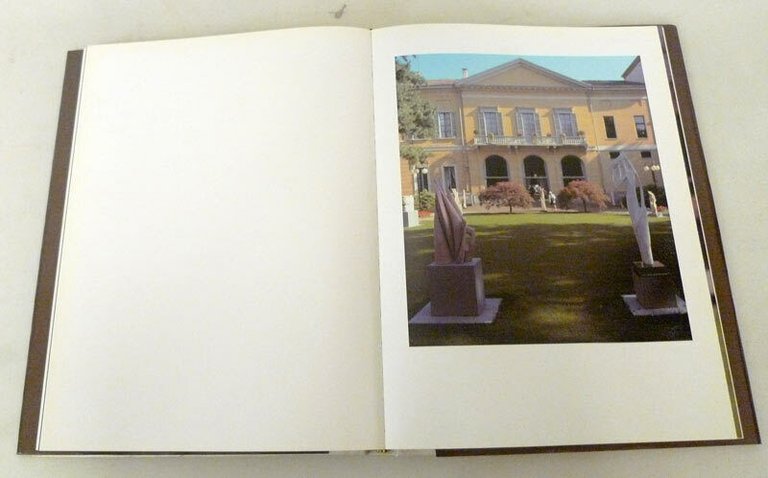 Atchugarry,LE INFINITE EVOLUZIONI DEL MARMO,2001[catalogo mostra arte,scultura