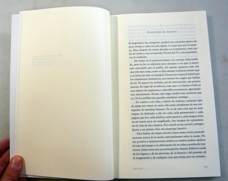 Aura Penelope Cordova,LOCUS,2013 Posdata[ciudades,cartografia,torre de Babel