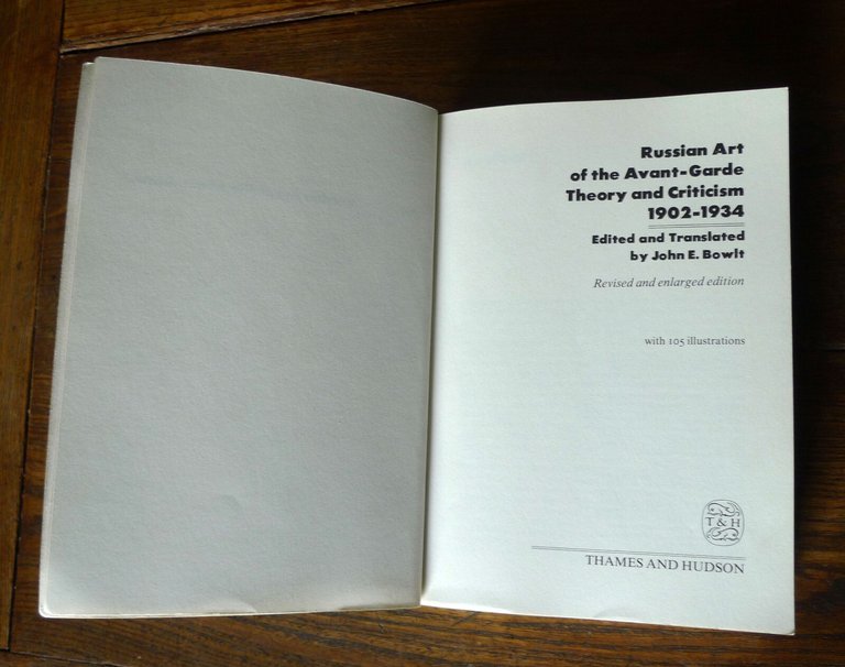 Bowlt,RUSSIAN ART OF THE AVANT-GARDE.THEORY AND CRITICISM 1902-1934[arte russa