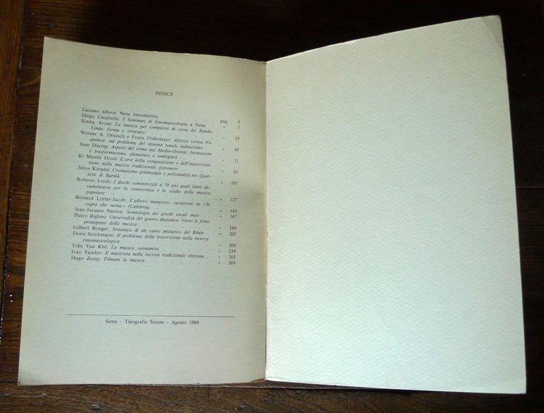 Carpitella,ETHNOMUSICOLOGICA.Seminari etnomusicologia 1977-1989,Chigiana[MUSICA