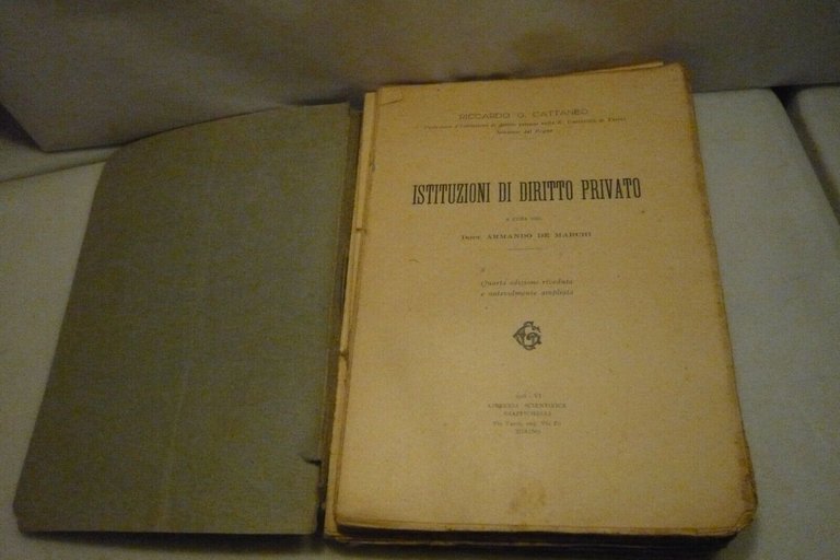 Cattaneo,ISTITUZIONI DI DIRITTO PRIVATO,Giappichelli, Torino, 1928