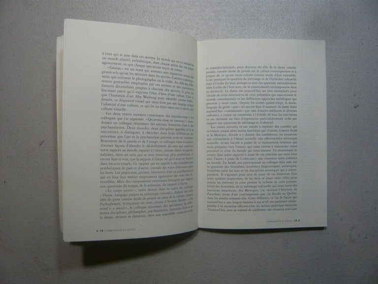 Chantal Pontbriand,COMMONAUTE' ET GESTES, Parachute,Canada,2000[critica d'arte
