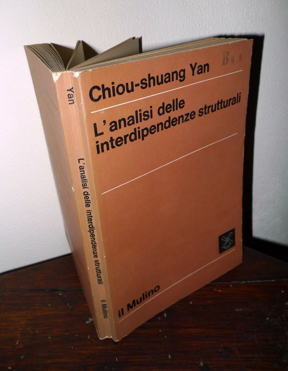 Chiou-shuang Yan,L'ANALISI DELLE INTERDIPENDENZE STRUTTURALI,'72 Mulino[ECONOMIA