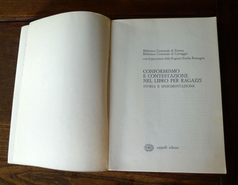 CONFORMISMO E CONTESTAZIONE NEL LIBRO PER RAGAZZI.STORIA E SPERIMENTAZIONE,1979