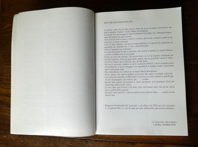 De Laurentis,LE DUE COLONNE,2003[storia locale,Occhiobello,Nerio Campioni | Immagine Gallery 5
