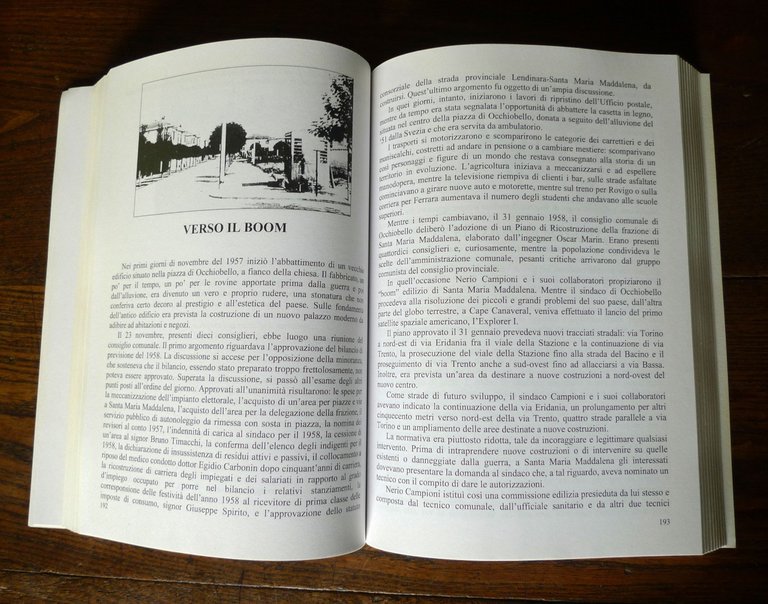 De Laurentis,LE DUE COLONNE,2003[storia locale,Occhiobello,Nerio Campioni | Immagine Gallery 7