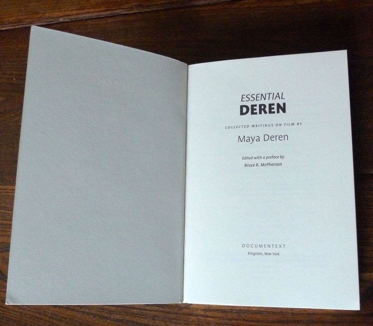 ESSENTIAL DEREN.COLLECTED WRITINGS ON FILM BY MAYA DEREN,2005 Documentext[CINEMA