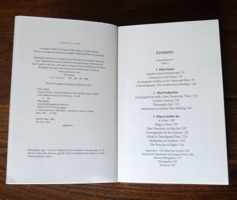 ESSENTIAL DEREN.COLLECTED WRITINGS ON FILM BY MAYA DEREN,2005 Documentext[CINEMA