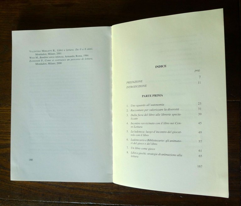 Fiorella Bongiorno,GIOCARE CON I LIBRI,2004[letteratura per l'infanzia,lettura