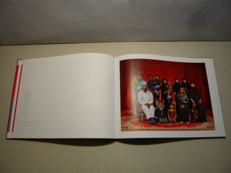 Francesca Moore, BHOPAL: FACING 30,2014[catalogo della mostra