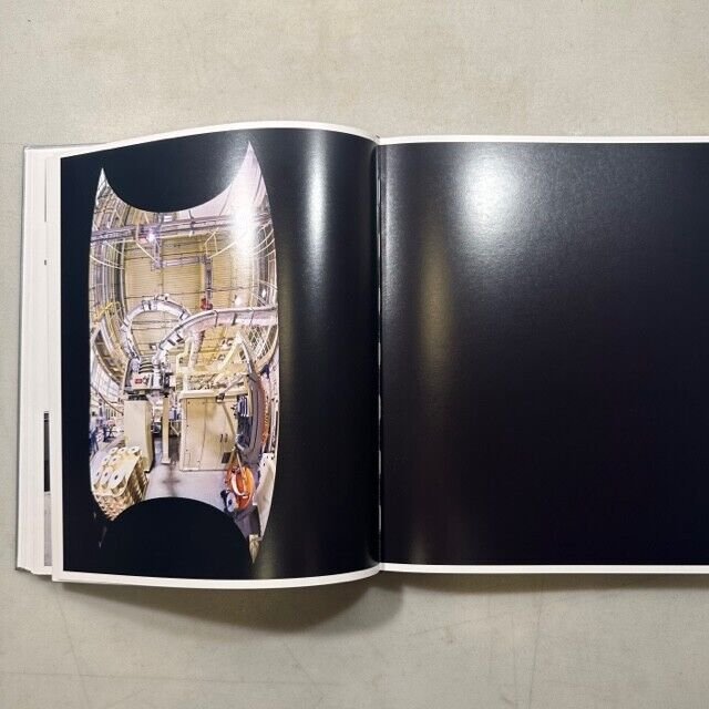 G.D. TECNOLOGIA E ARTE,Mondadori 2008[Basilico,Spinatsch,Reisewitz, Hatakeyama