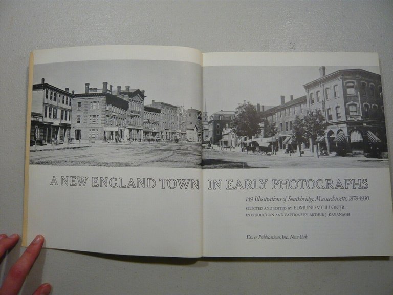 Gillon,A NEW ENGLAND TOWN IN EARLY PHOTOGRAPHS 149 illustrations[fotografia