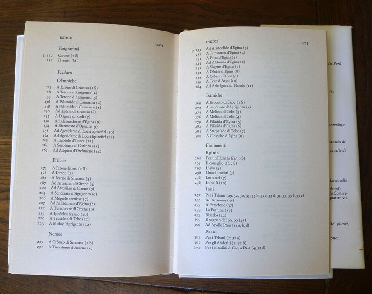 I LIRICI CORALI GRECI.ETÀ CLASSICA,1976 Einaudi I MILLENNI[POESIA,trad.Pontani