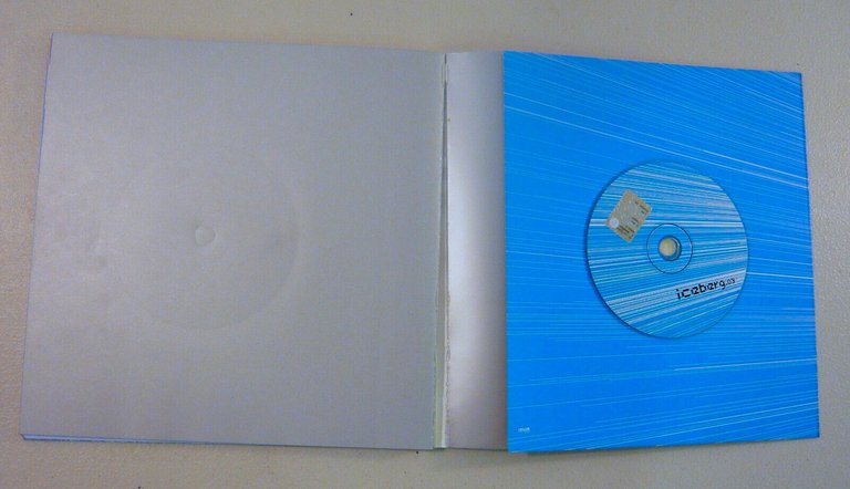 ICEBERG 2003.Giovani artisti a Bologna[catalogo mostra,arte,fumetto,teatro