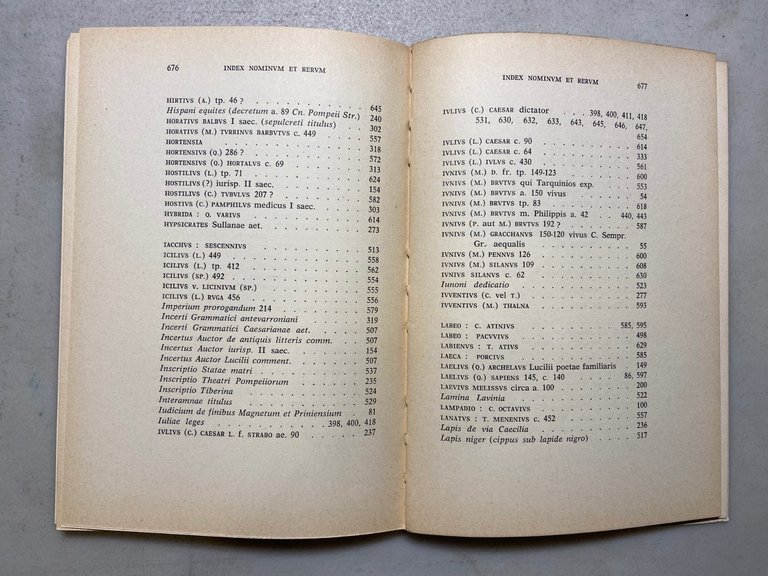 IURISPERITI ORATORES HISTORICI GRAMMATICI 753—44 A. CHR. N., 1964 | Immagine Gallery 3