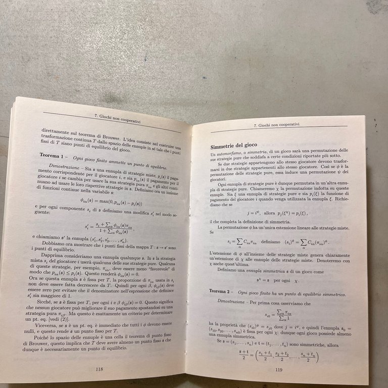 John Nash,GIOCHI NON COOPERATIVI e altri scritti,Zanichelli 2008[Sylvia Nasar