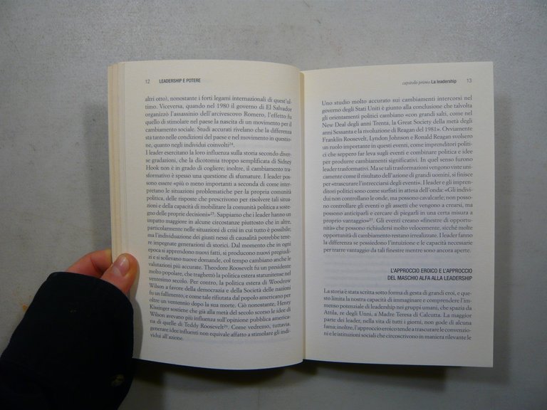 Joseph S. Nye Jr.,LEADERSHIP E POTERE Hard, soft, smart power,Laterza …