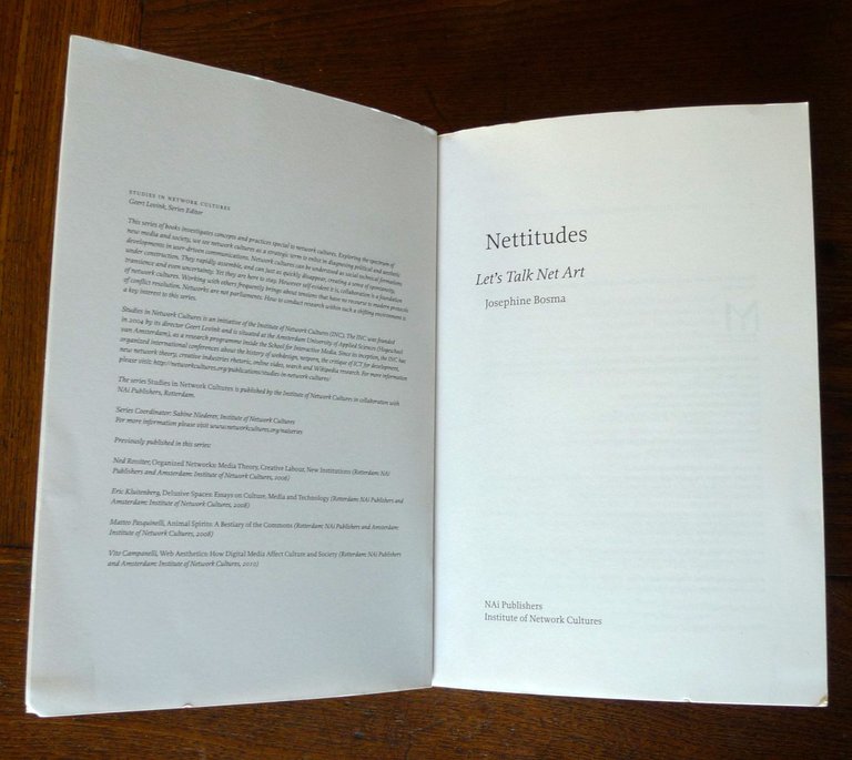 Josephine Bosma,NETTITUDES.LET'S TALK NET ART,2011 NAi/INC[ARTE,INTERNET