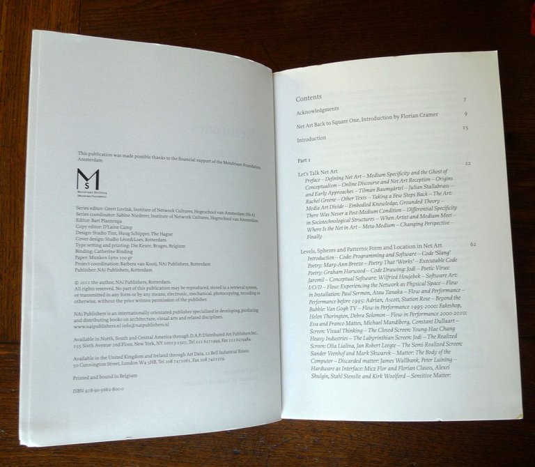 Josephine Bosma,NETTITUDES.LET'S TALK NET ART,2011 NAi/INC[ARTE,INTERNET