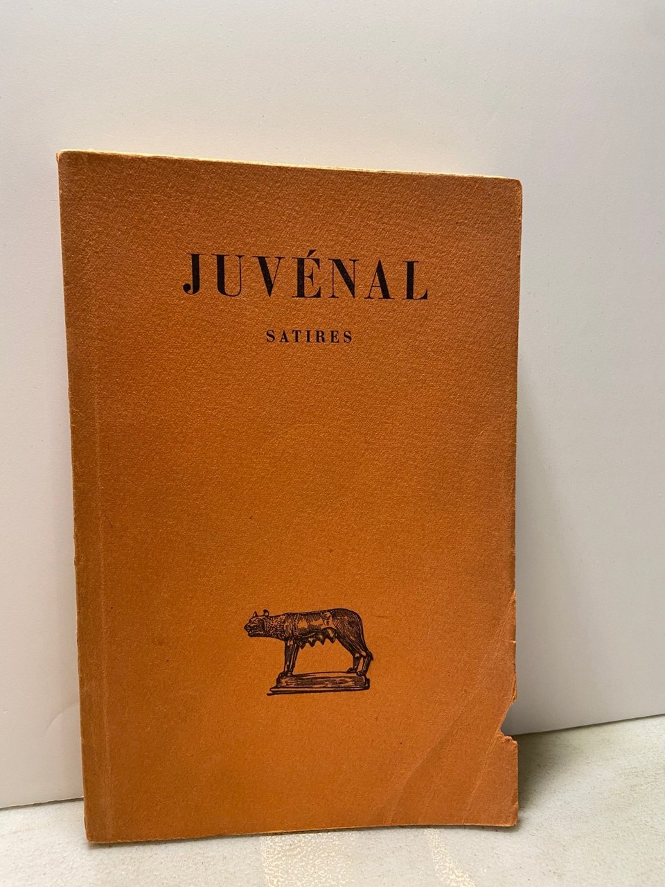 Juvenal,SATIRES,Les belles lettres 1957 | Immagine principale