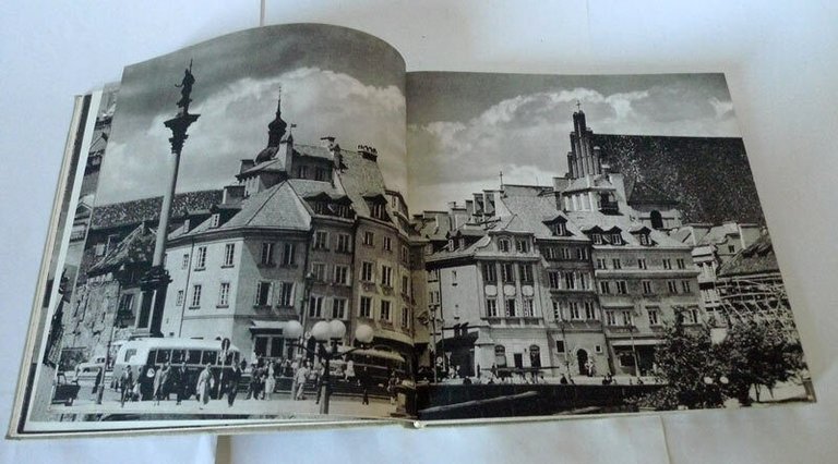 Kupiecki,WARSZAWA.KRAJOBRAZ I ARCHITEKTURA,1964[Varsavia,fotografia,architettura