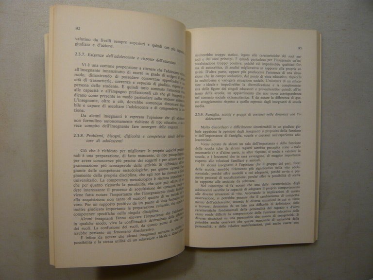 L’ADOLESCENZA: IMMAGINE E TRATTAMENTO,Franco Angeli,Milano 1988[Riccardo Massa