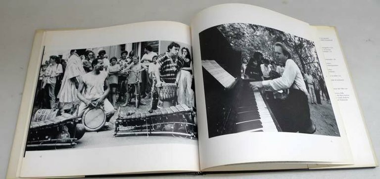 LA CITTÀ PER SUONARE.FERRARA BUSKERS FESTIVAL '99[musicisti di strada,fotografie