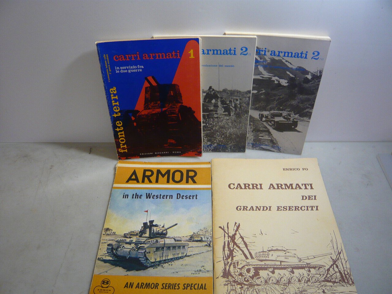 Lotto: CARRI ARMATI DEI GRANDI ESERCITI[storia militare