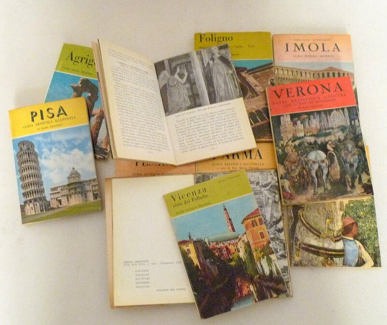 Lotto GUIDE ARTISTICHE ILLUSTRATE,Moneta[Agrigento,Arezzo,Foligno,Imola,Verona