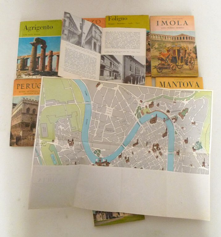 Lotto GUIDE ARTISTICHE ILLUSTRATE,Moneta[Agrigento,Arezzo,Foligno,Imola,Verona