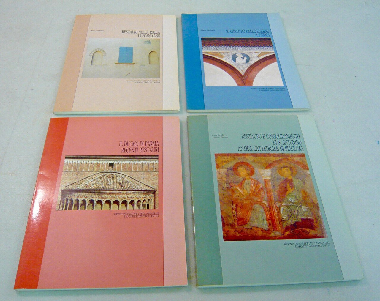 Lotto QUADERNI DI RESTAURO.Emilia[architettura,Rocca Scandiano,Parma,Piacenza