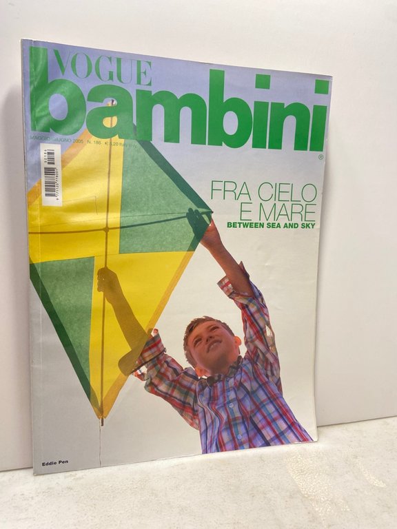 Lotto VOGUE BAMBINI 2005, edizione condé nast | Immagine Gallery 4