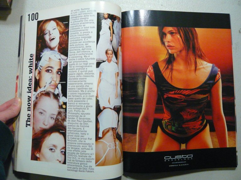 Lotto VOGUE ITALIA MAGAZINE, anni 2000 - 2001
