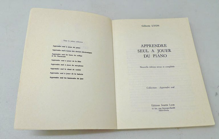 Lyon,APPRENDRE SEUL A JOUER DU PIANO,1987[metodo,pianoforte,autodidatta,musica