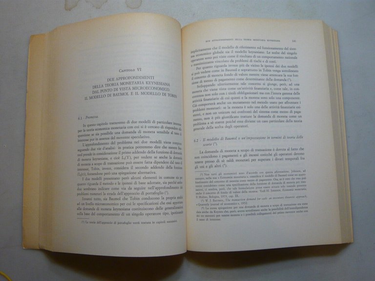 Mario Arcelli, Paola Dongili,ECONOMIA MONETARIA, Cedam, Padova, 1977