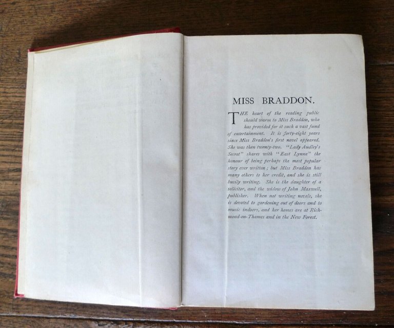 [Mary Elizabeth]Miss Braddon,VIXEN,T.NELSON & SONS[narrativa inglese