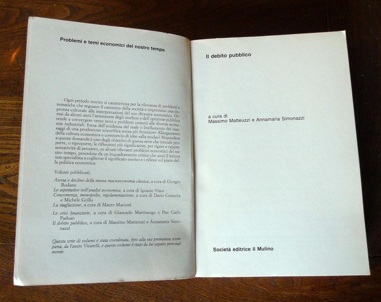 Matteuzzi/Simonazzi,IL DEBITO PUBBLICO,1988 il Mulino[ECONOMIA