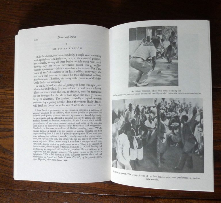 Maya Deren,DIVINE HORSEMEN.THE LIVING GODS OF HAITI,2004 Documentext