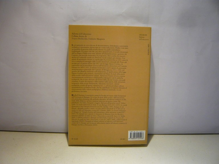Mirella D’Ascenzo,TRA CENTRO E PERIFERIA,Clueb 2006[scuola elementare