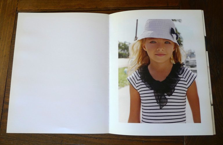 MISS BLUMARINE.MIAMI BEACH MARINA SPRING SUMMER 2012 COLLECTION[bambina,catalogo