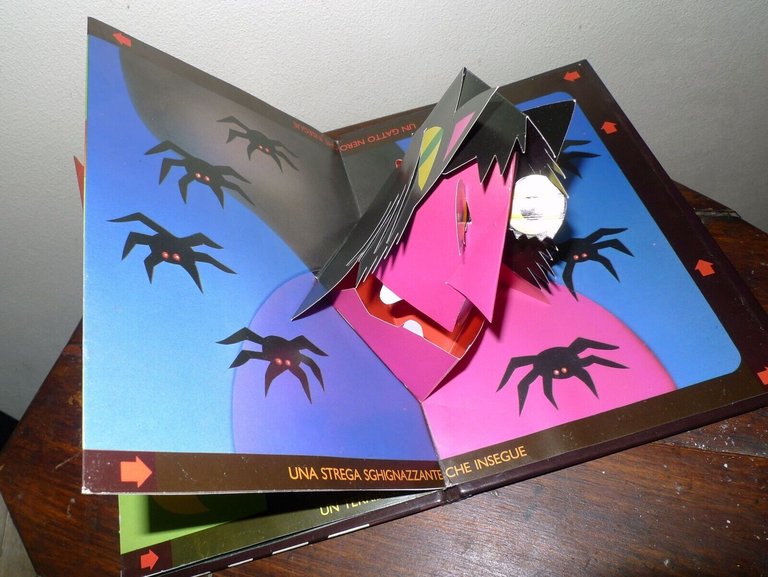 Moerbeek/Dijs,L'INSEGUIMENTO.Un libro in rilievo,1987 Rizzoli[bambini,pop-up,3D