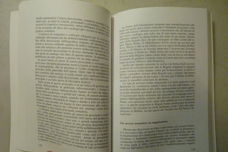 Montecchi-Venuda,MANUALE DI BIBLIOTECONOMIA,1995[biblioteconomia