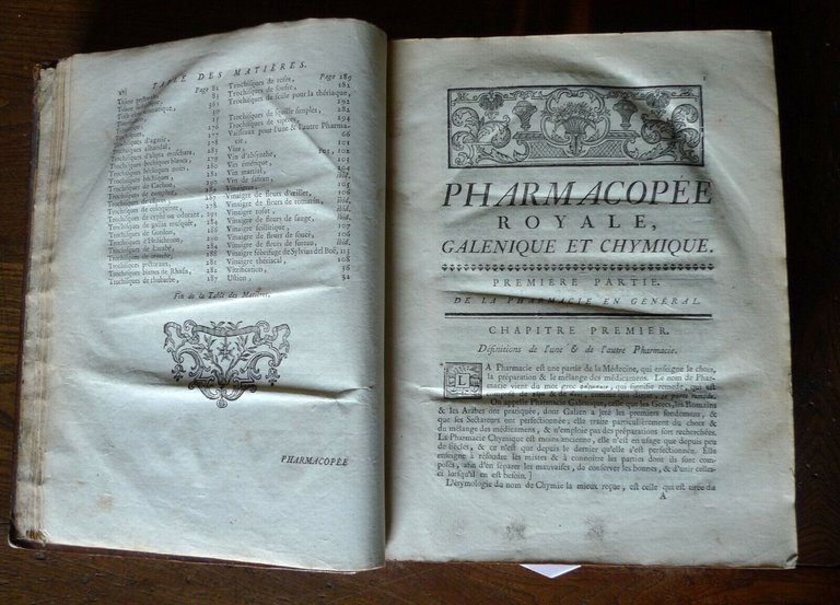 MOYSE CHARAS,PHARMACOPÉE ROYALE GALENIQUE ET CHYMIQUE,1753 BRUYSET[FARMACIA