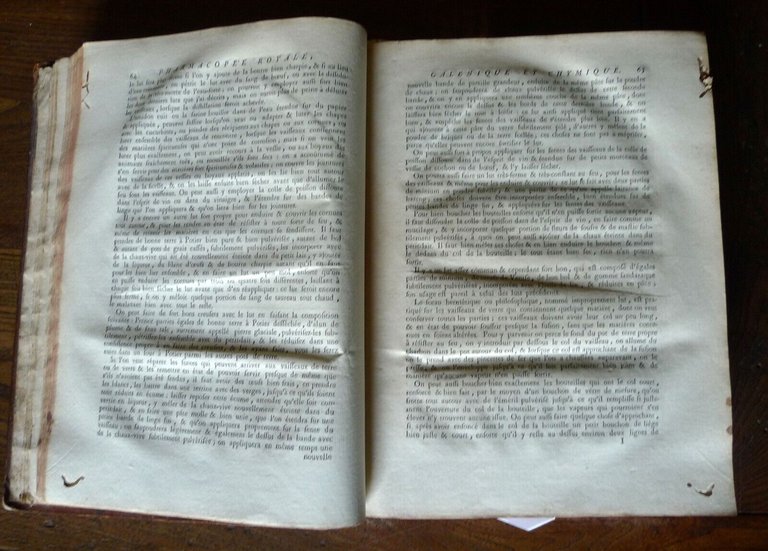 MOYSE CHARAS,PHARMACOPÉE ROYALE GALENIQUE ET CHYMIQUE,1753 BRUYSET[FARMACIA