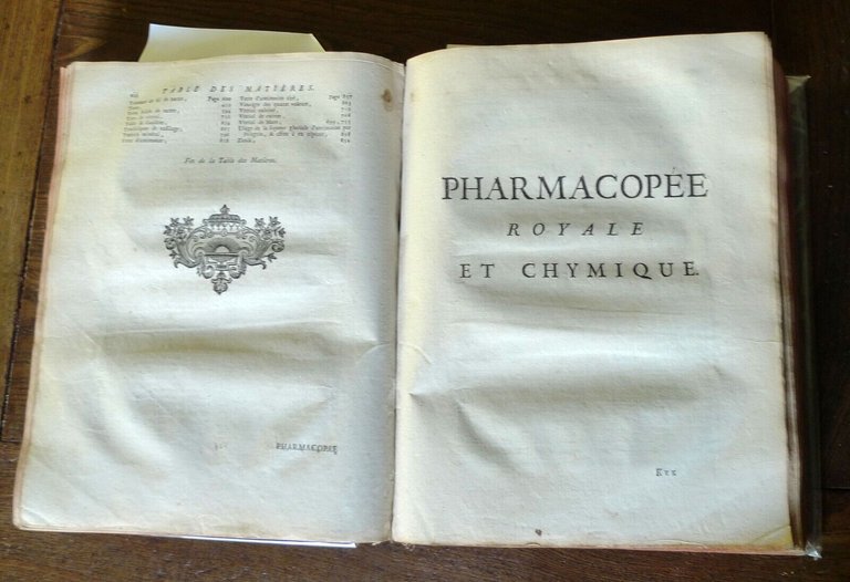 MOYSE CHARAS,PHARMACOPÉE ROYALE GALENIQUE ET CHYMIQUE,1753 BRUYSET[FARMACIA