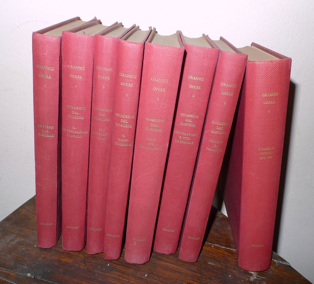 OPERE DI ANTONIO GRAMSCI,8 voll.,Einaudi 1952[LETTERE DAL CARCERE,L'ORDINE NUOVO