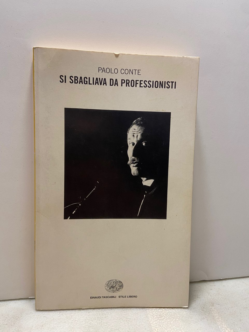 Paolo Conte,SI SBAGLIAVA DA PROFESSIONISTI.Canzoniere commentato,Einaudi 2003 | Immagine principale