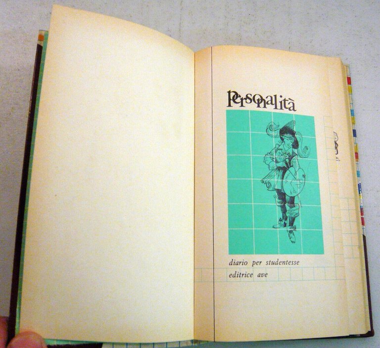 PERSONALITÀ.Diario per studentesse.AVE[scolastico,vintage,illustrazioni Brasioli