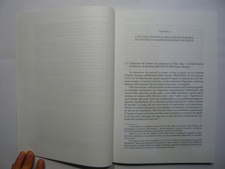Petrolati,L’ARMONIZZAZIONE CONTABILE NELL’UNIONE EUROPEA,2002[contabilità